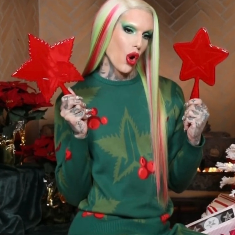 NWT Jeffree Star Green Logo Christmas Sweater Size L